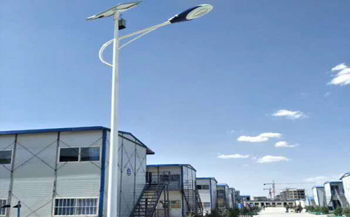 蘭州太陽能路燈維修方法高手教你幾招