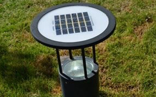 別墅庭院氛圍營造：草坪燈選型與布光技巧