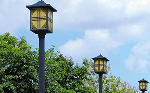 庭院燈安裝間距與布燈設(shè)計全解析