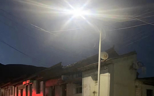 農(nóng)村院子里最適合的太陽(yáng)能路燈亮度與安裝要點(diǎn)